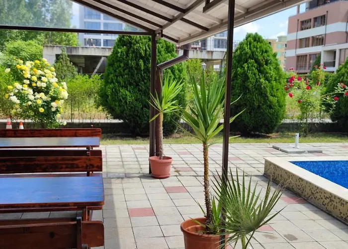 Hotel 415 Sluneční pobřeží