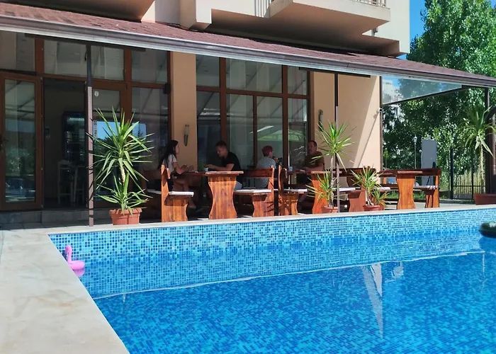 415 Hotel Sluneční pobřeží