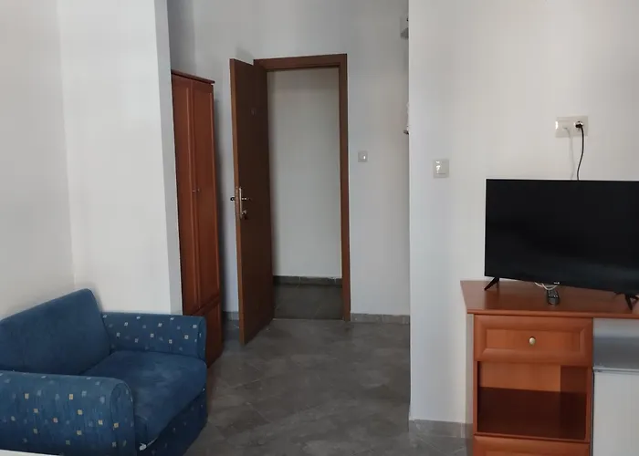 415 2* Sluneční pobřeží