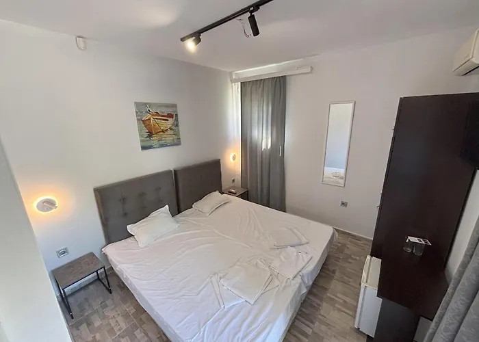 415 Sluneční pobřeží