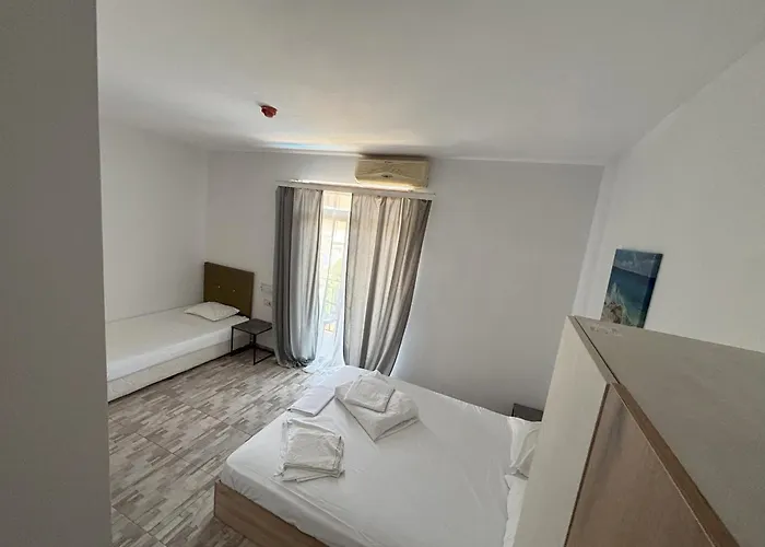 415 2* Sluneční pobřeží