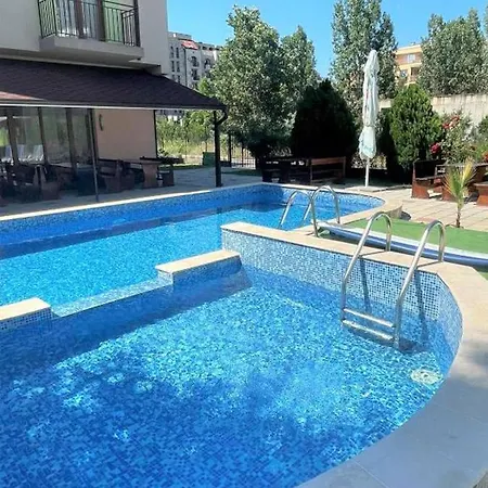 415 Солнечный берег