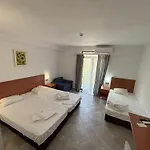 415 3*