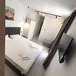 호텔 415